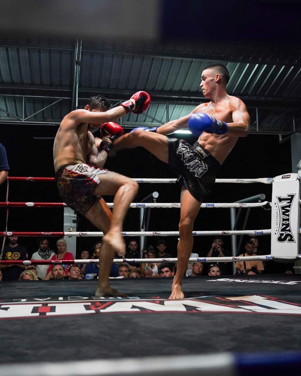 Fight night Chinnarach Stadium